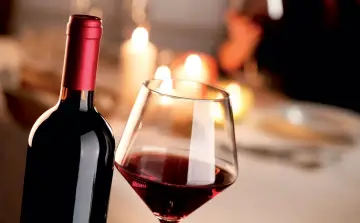 Conoce los beneficios para la salud de tomar una copa de vino todos los días