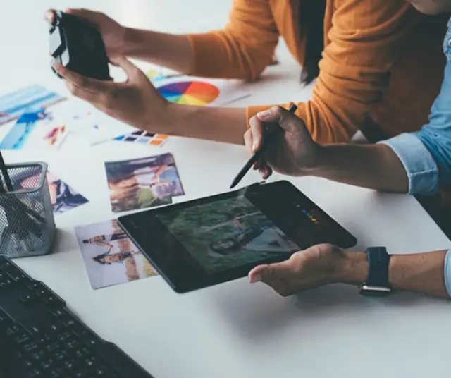 Why is the day of the publicist celebrated in Colombia? 