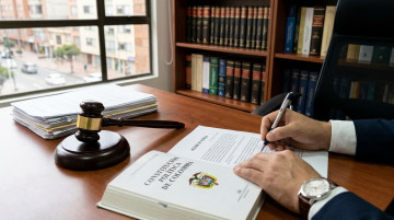 Cómo interponer una acción de tutela en Colombia y requisitos para proteger sus derechos fundamentales
