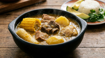 Cómo preparar sancocho trifásico colombiano y los secretos para que el caldo quede espeso y con buen sabor
