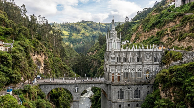 Guía para visitar el Santuario de Las Lajas en Nariño y por qué es considerada la iglesia más bella del mundo