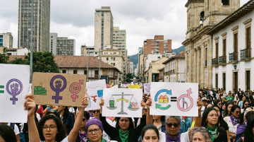 Cómo cambió el sentido del Día Internacional de la Mujer en Colombia desde su primera celebración hasta hoy