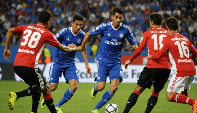 Millonarios y Santa Fe dividen honores en un Clásico Capitalino marcado por la intensidad y el ahorro energético