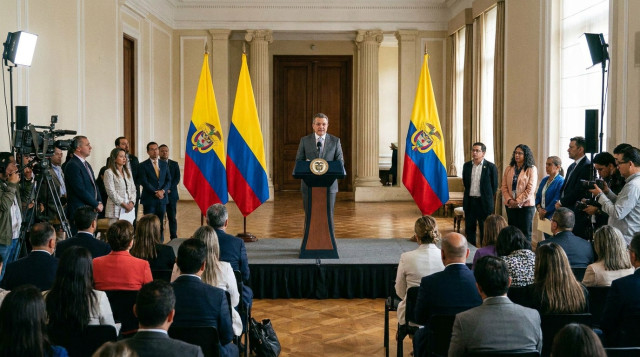 Gobierno colombiano anuncia nuevas reformas laborales para mejorar condiciones de empleo